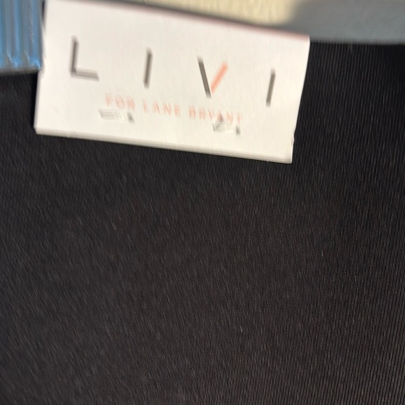 Livi Active Black Leggings with Stylish Diagonal Panels - Picture 3 of 5